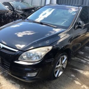 PÁRA-CHOQUE I30